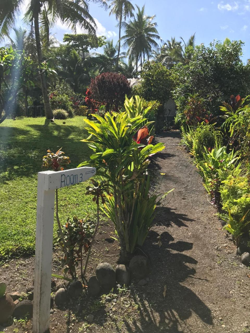 Tanna Iwaru Beach Bungalows Bed & Breakfast Dış mekan fotoğraf